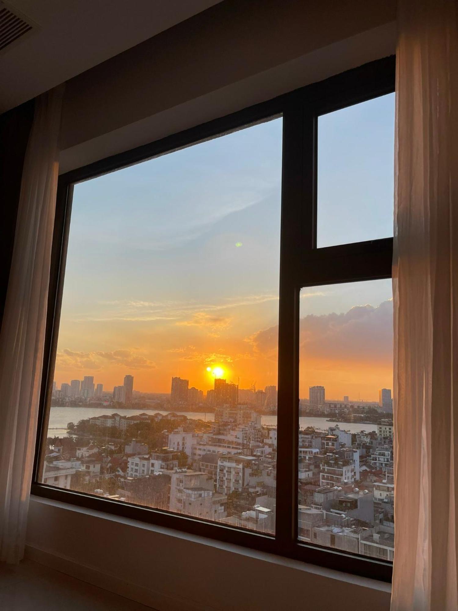 Westlake Homestay Hanoi - D'Le Roi Soleil 외부 사진